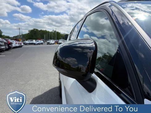 Certified 2023 Volvo XC40 Recharge Ultimate w/ Protection Package Premier AWD/4WD image 10