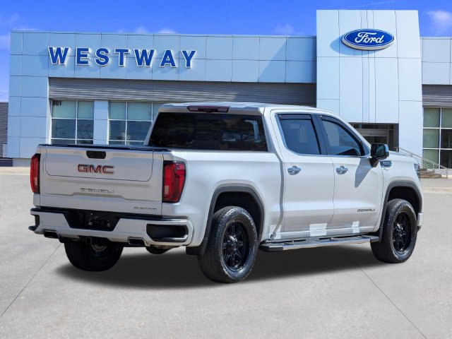 Used 2023 GMC Sierra 1500 Denali w/ Technology Package AWD/4WD image 3