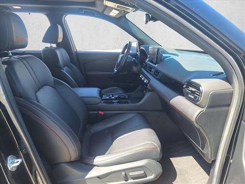 Used 2023 Honda Pilot TrailSport image 20