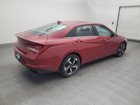 Used 2022 Hyundai Elantra SEL w/ Convenience + Premium Package FWD image 10