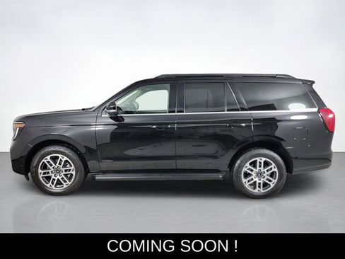 Used 2025 Ford Expedition Active image 6