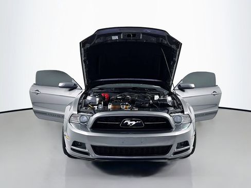 Used 2013 Ford Mustang Premium image 20