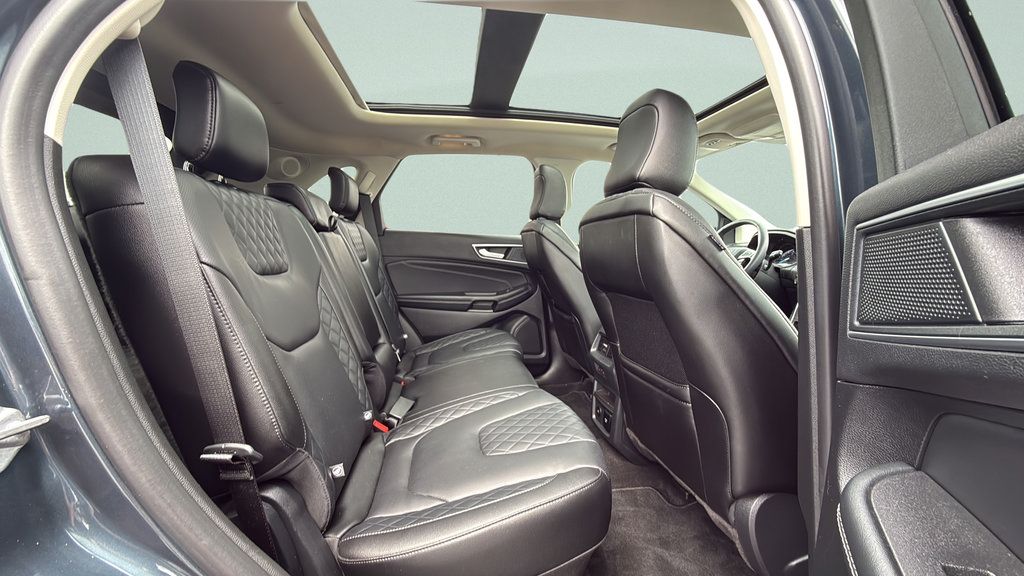 Certified 2024 Ford Edge Titanium w/ Equipment Group 301A AWD/4WD image 20