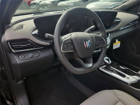 New 2026 Buick Envista Avenir image 17