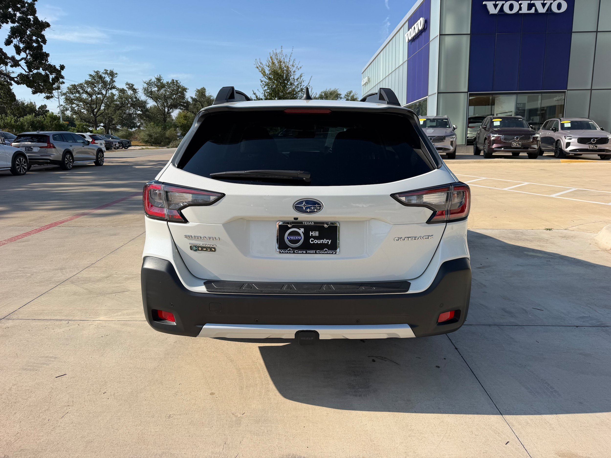 Used 2025 Subaru Outback Limited AWD/4WD image 5
