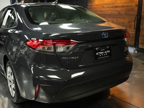 Used 2023 Toyota Corolla LE FWD image 6