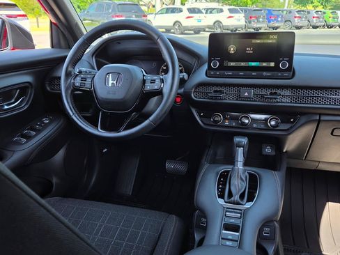 Used 2023 Honda HR-V Sport image 64