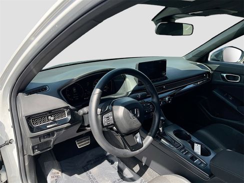 Used 2024 Honda Civic Sport image 9