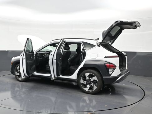 Used 2024 Hyundai Kona Limited FWD image 31