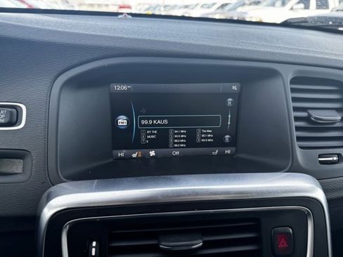 Used 2013 Volvo S60 T5 image 3