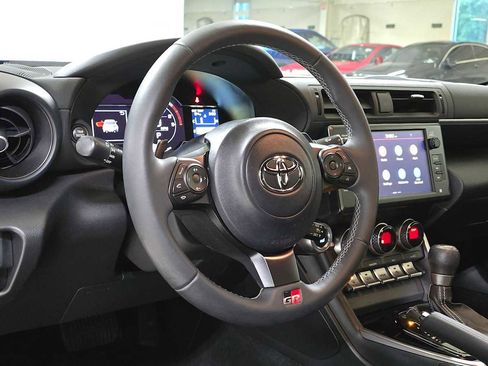 Used 2023 Toyota GR86 image 22