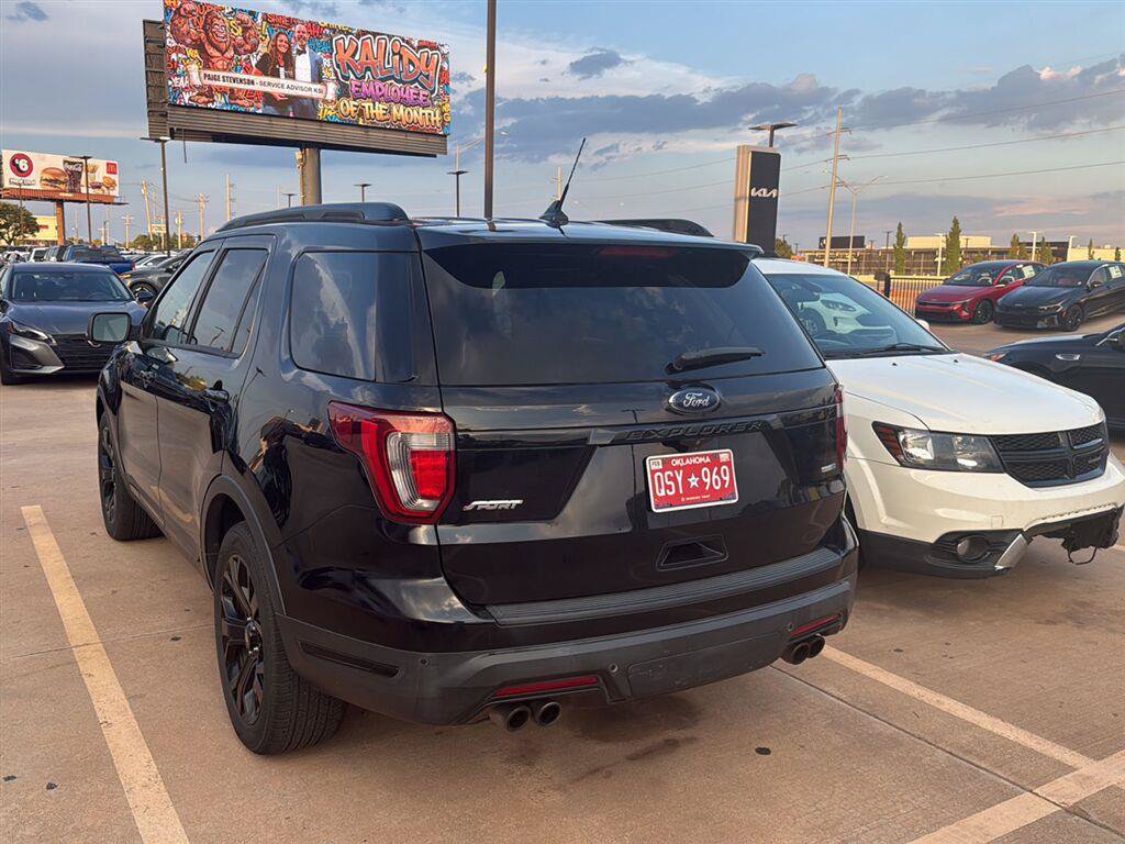 Used 2019 Ford Explorer Sport w/ Equipment Group 401A AWD/4WD image 12