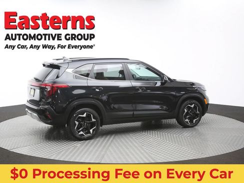 Used 2024 Kia Seltos EX AWD/4WD image 43