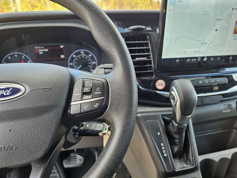 Used 2023 Ford Transit 350 XLT image 30