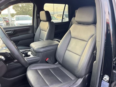 Used 2025 Chevrolet Tahoe LT AWD/4WD image 25
