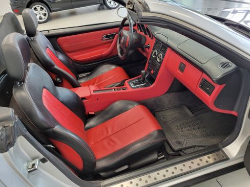 Used 1998 Mercedes-Benz SLK 230 image 8
