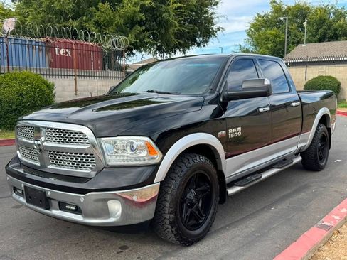 Used 2016 RAM 1500 Laramie w/ Convenience Group AWD/4WD image 4