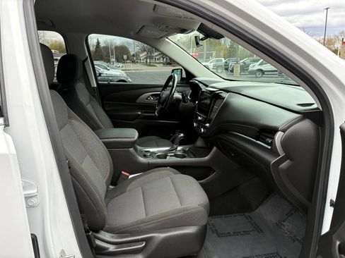Used 2018 Chevrolet Traverse LT AWD/4WD image 36