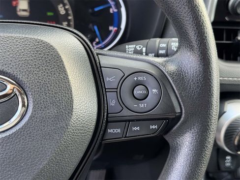 Used 2024 Toyota RAV4 XLE image 11