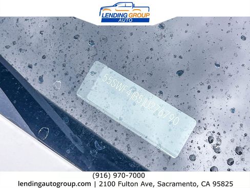 Used 2018 Mercedes-Benz C 300 Sedan image 27