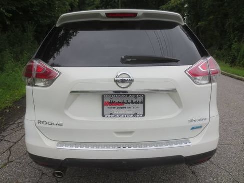 Used 2014 Nissan Rogue SV AWD/4WD image 6