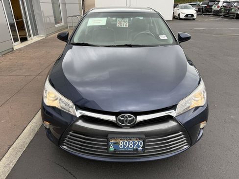 Used 2017 Toyota Camry XLE FWD image 15