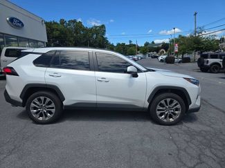 Used 2025 Toyota RAV4 XLE Premium w/ Weather Package AWD/4WD video 1