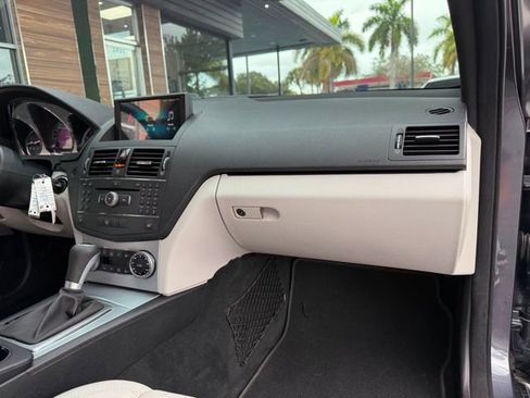 Used 2009 Mercedes-Benz C 63 AMG C 63 AMG image 27