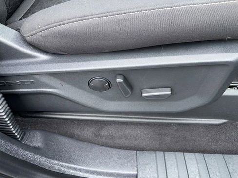 Used 2025 Ford F150 XLT w/ Equipment Group 302A MID image 8