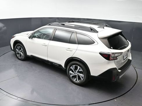 Used 2022 Subaru Outback Limited w/ Popular Package #2 AWD/4WD image 32
