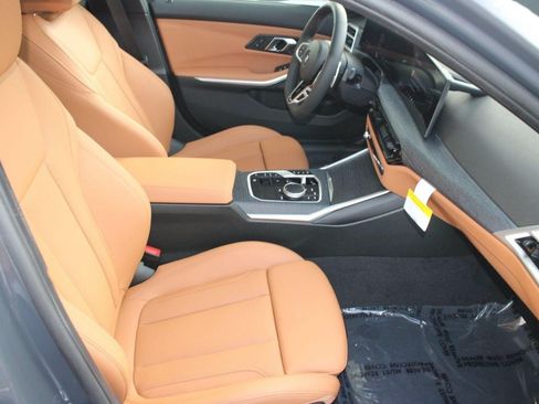Used 2026 BMW 330i Sedan w/ M Sport Package RWD image 27