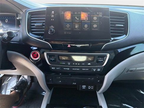 Used 2019 Honda Pilot Touring image 21