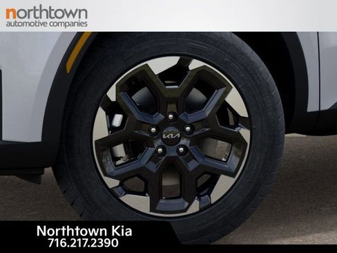 New 2025 Kia Sorento S image 10