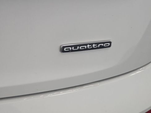 Used 2022 Audi Q5 2.0T Premium w/ Convenience Package image 34