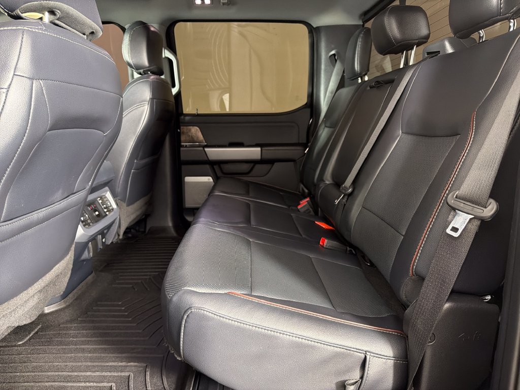 Used 2024 Ford F250 Lariat w/ Lariat Ultimate Package AWD/4WD image 20