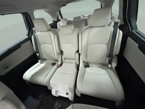 New 2026 Honda Odyssey EX-L image 21