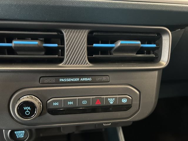 New 2026 Ford Maverick Lobo AWD/4WD image 18