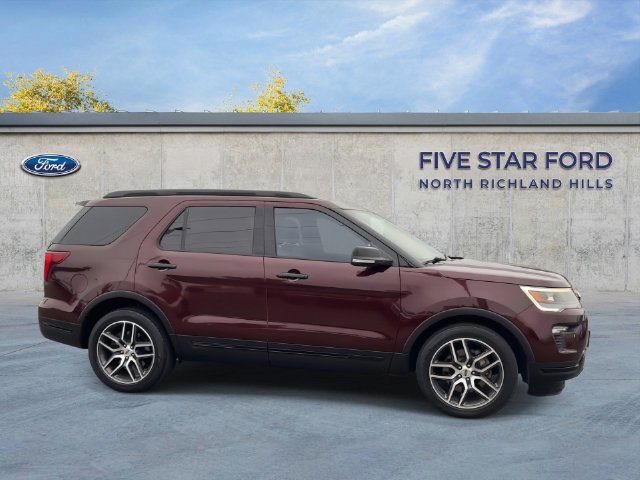 Used 2018 Ford Explorer Sport w/ Equipment Group 401A AWD/4WD image 2