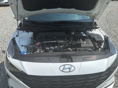 Used 2021 Hyundai Elantra SEL w/ Convenience Package FWD image 23