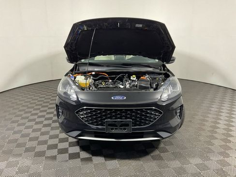 Used 2021 Ford Escape SE image 6