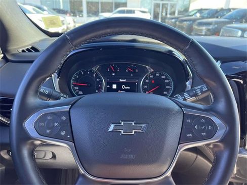 Certified 2023 Chevrolet Traverse RS image 30