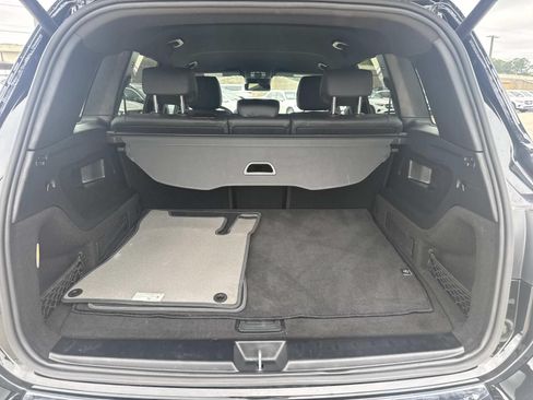 Used 2025 Mercedes-Benz GLB 250 image 8