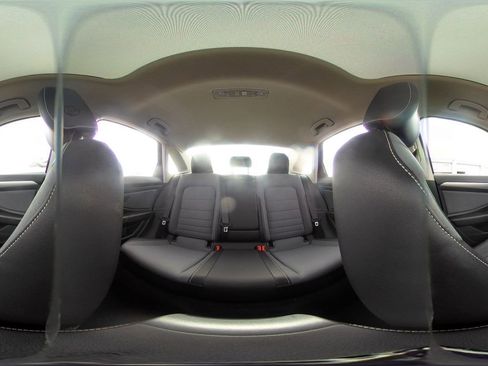 Used 2025 Volkswagen Jetta SE image 42