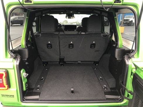 New 2026 Jeep Wrangler Unlimited Sport image 27