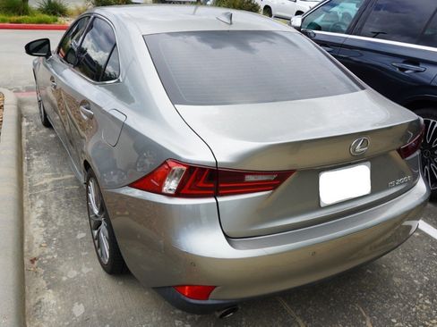 Used 2016 Lexus IS 200t w/ Navigation System Package RWD image 6