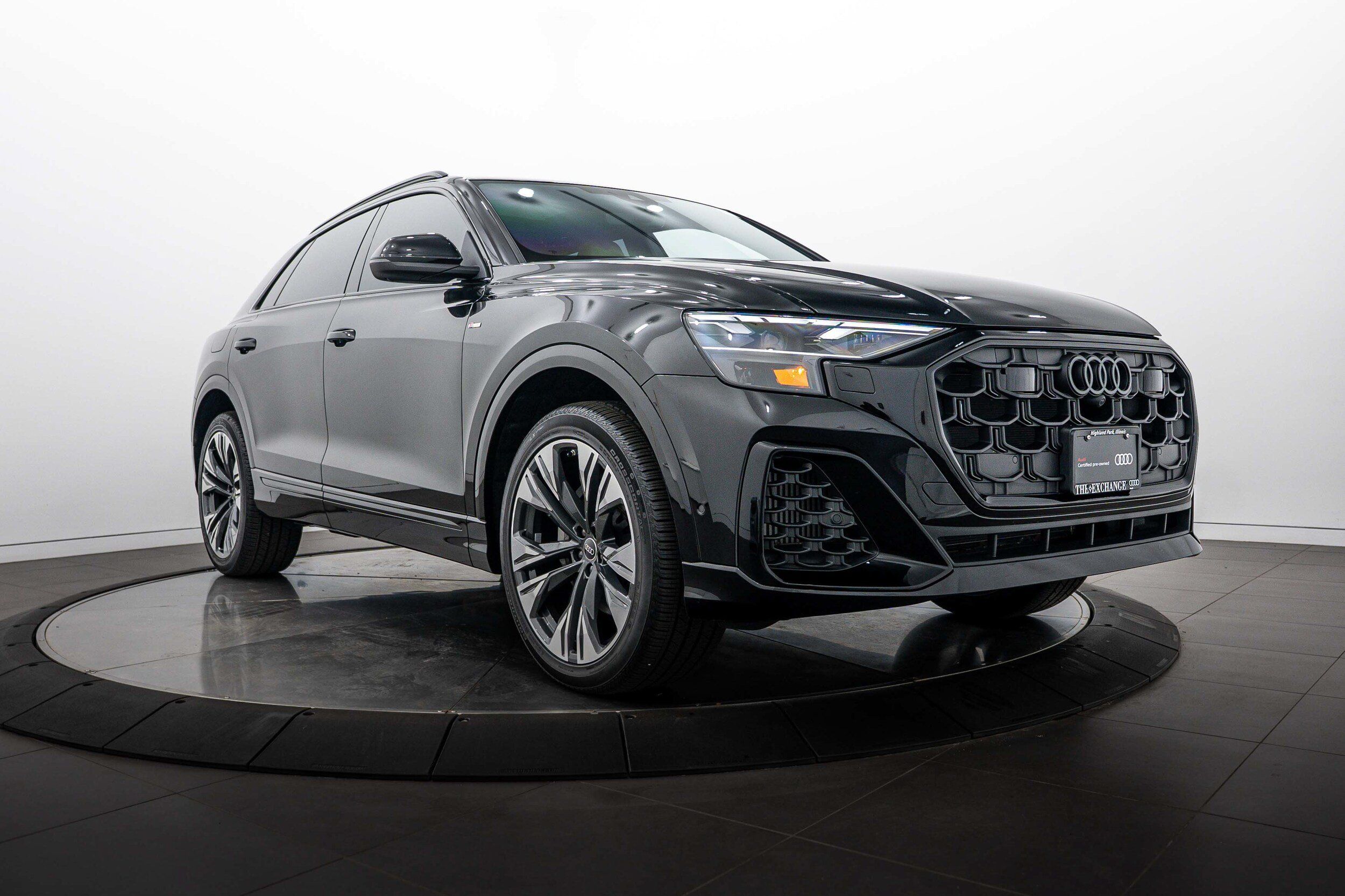 Certified 2025 Audi Q8 Premium Plus w/ Premium Plus Package AWD/4WD image 1