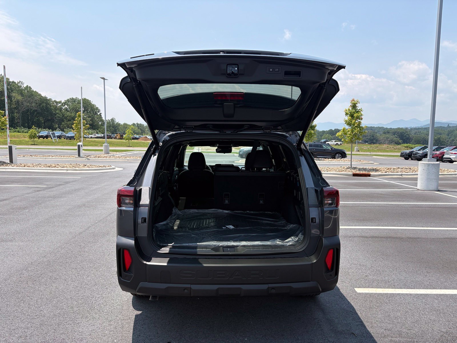 New 2026 Subaru Outback Touring AWD/4WD image 9