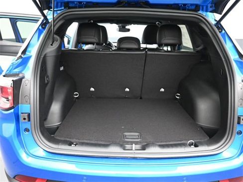 New 2026 Jeep Compass Limited w/ Mopar Graphics Package image 18