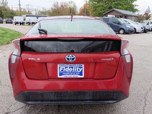 Used 2017 Toyota Prius Two image 15