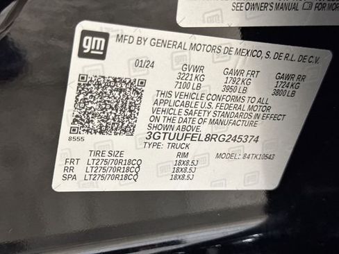 Used 2024 GMC Sierra 1500 AT4X AWD/4WD image 32